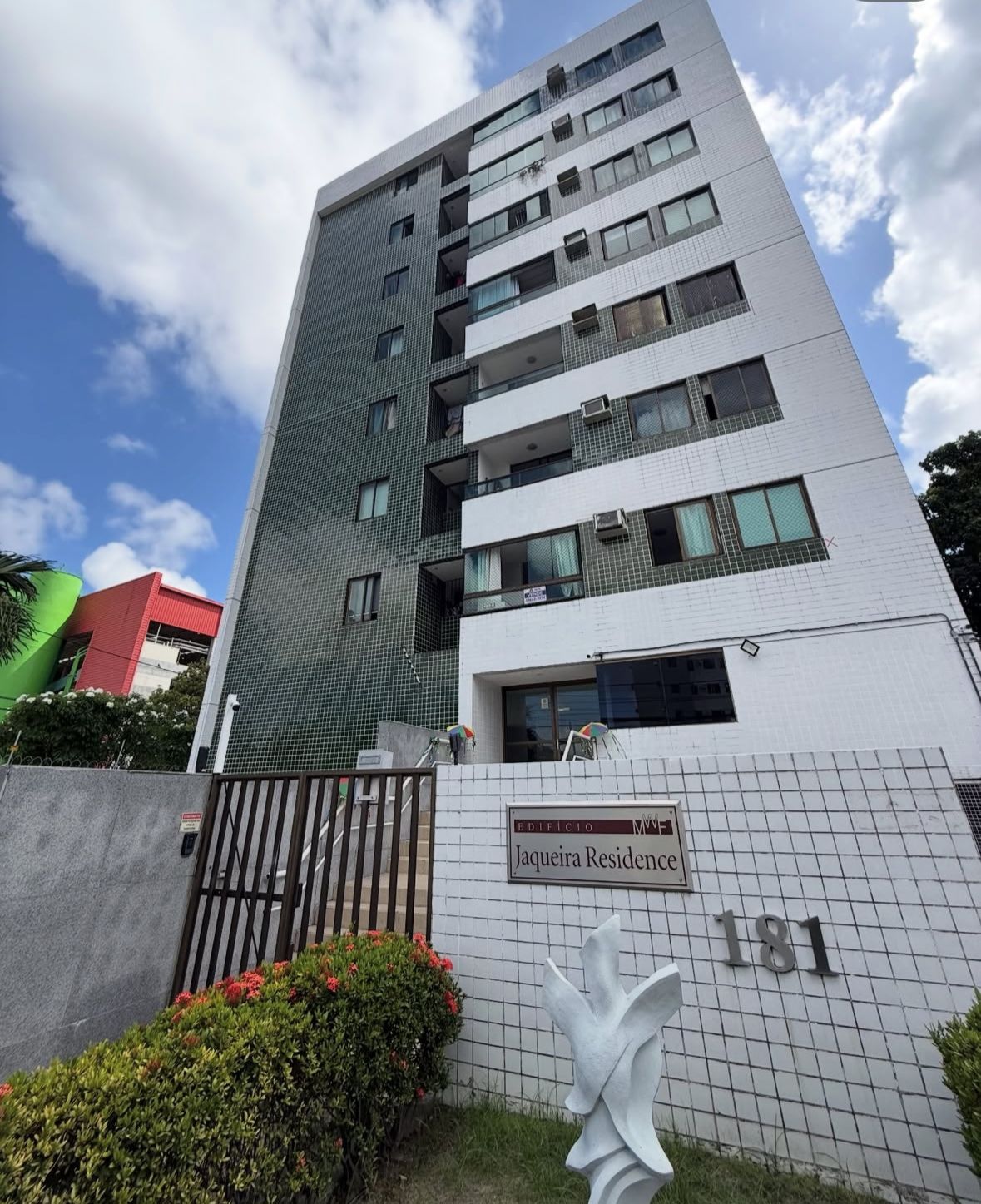 Edifício Jaqueira Residence