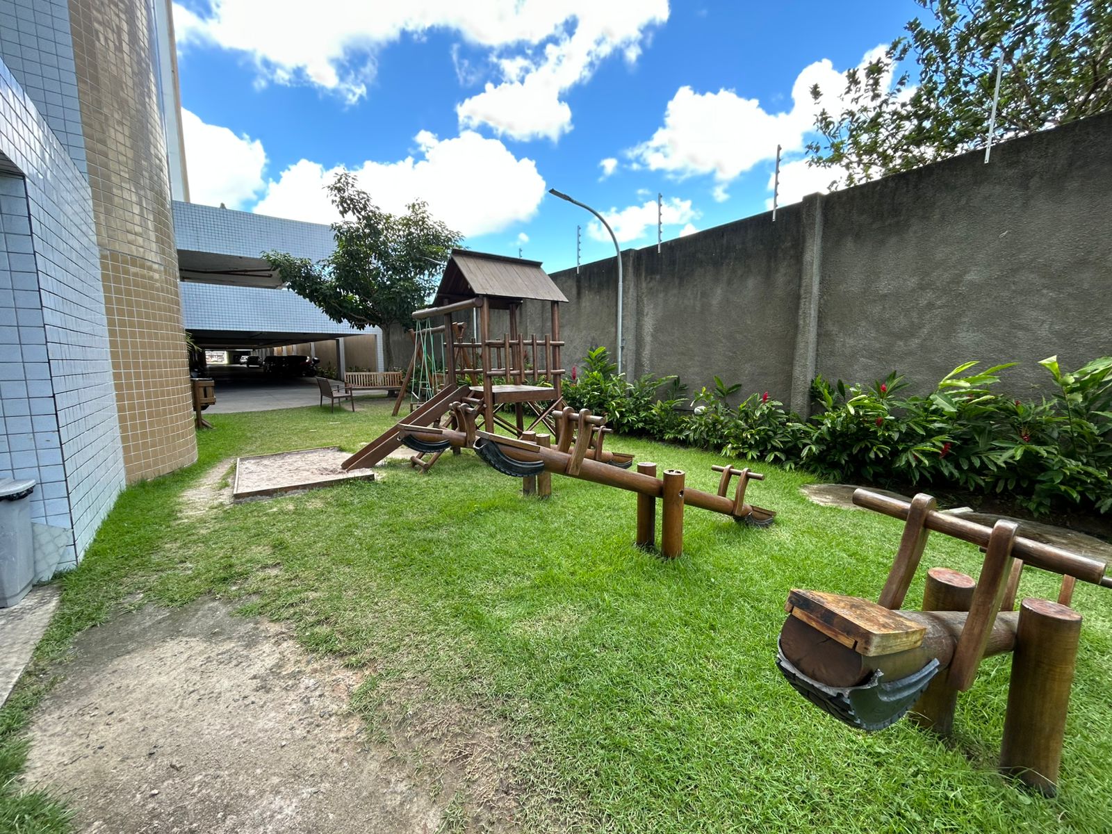 Praça das Sequoias 